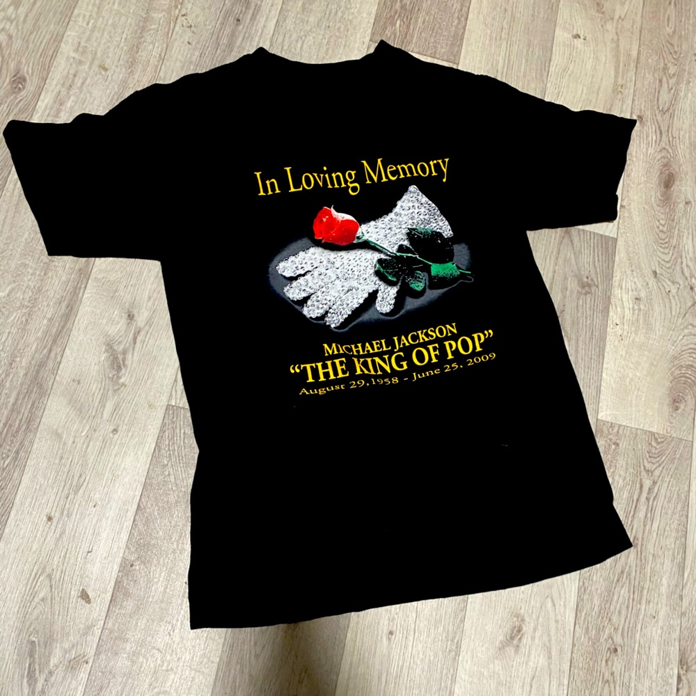 Michael Jackson “In Loving Memory” Graphic Tee